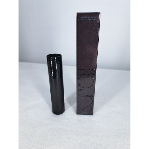 NIB‎ Surratt Sade 16 Surreal Skin Foundation Wand With Extra Refill Reg. $75 - Picture 3 of 5